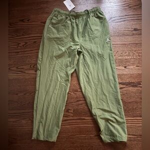 Green Relaxed Fit Joggers with Elastic Waistband
